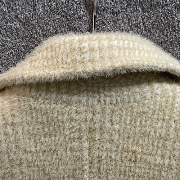 Calvin Klein Plaid Single Breast Coat. Size 2 - Picture 7 of 9